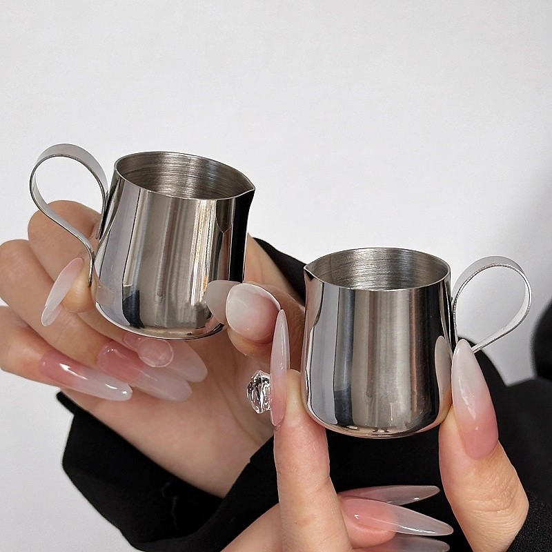 Brocca per schiuma di latte in - Barista Milk Jug recensione e prezzo
