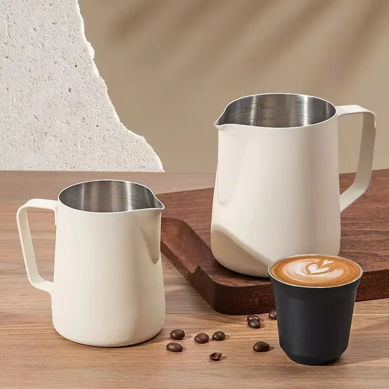 Brocca per Montare il Latte 35 - Barista Milk Jug recensione e prezzo